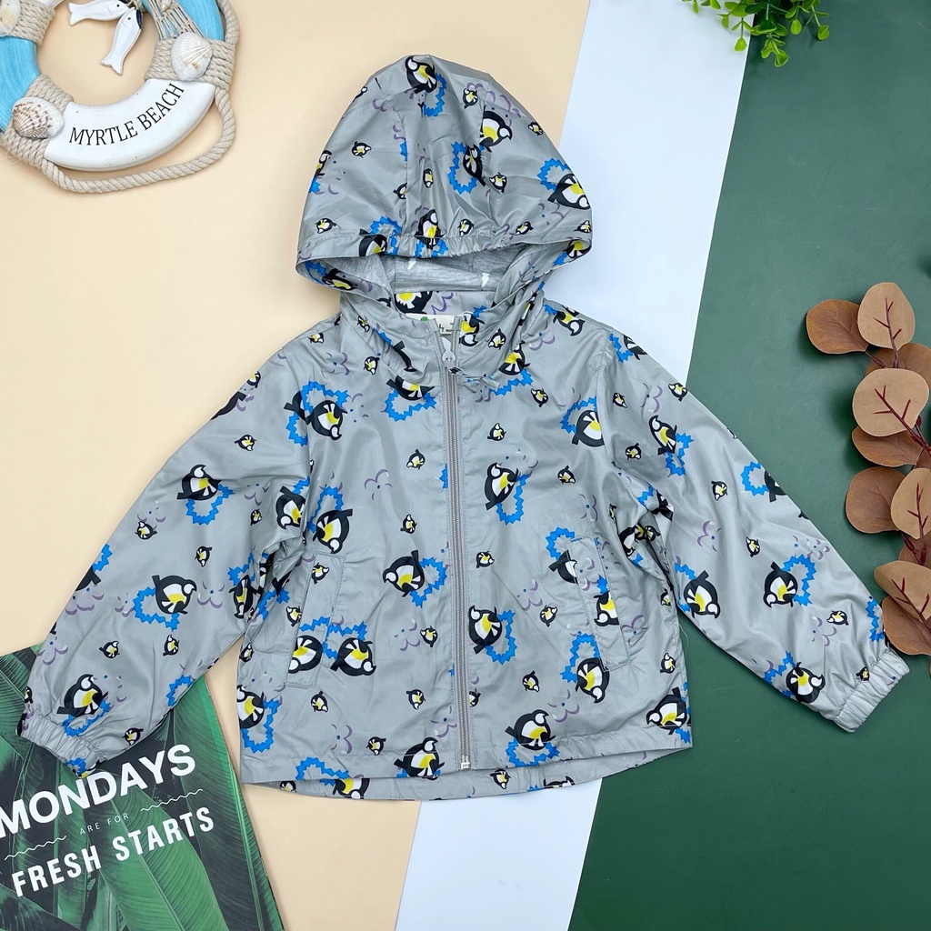 Áo gió họa tiết bé gái, bé trai hai lớp size 6-10T cho bạn từ 19-32kg. Chất gió dày dặn, đẹp, lót cotton siêu đẹp