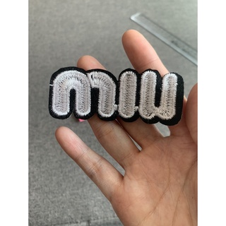 mác thêu miu miu