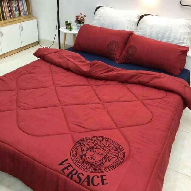 Combor chăn ga gối cho khách