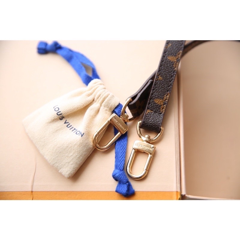 TÚI L.V CÓP SIZE20 Dây hoa văn nhé