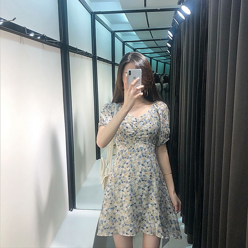 Váy hoa nhí siêu xinh