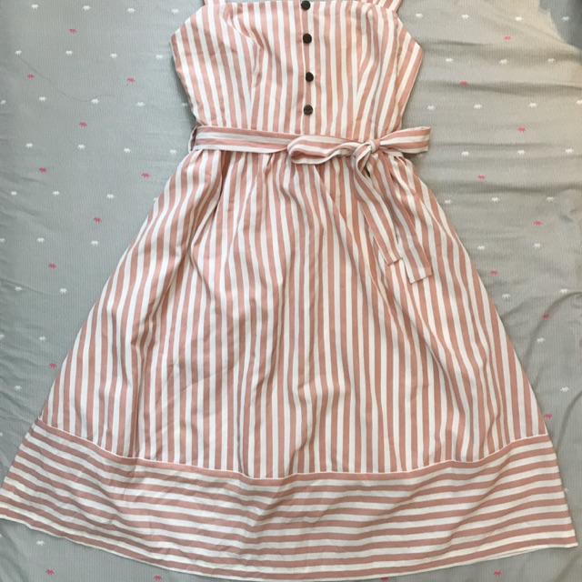 Pass váy Lép size M