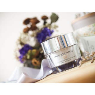 Kem Dưỡng Ẩm Làm Trắng Da Estee Lauder Crescent White Full Cycle Brightening Moisture Creme 50ML/1.7OZ 500g