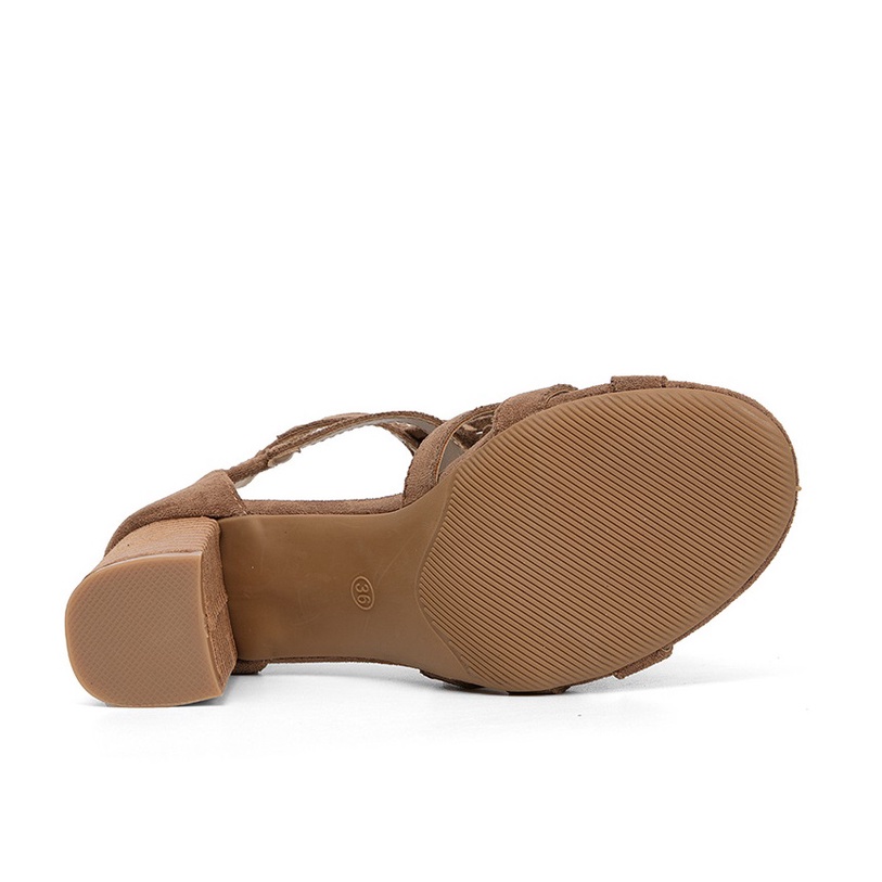 Sandal quai ngang cố cao, gót vuông cao 7cm