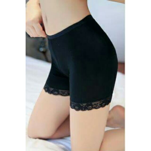 Quần CoTTon mặc trong váy