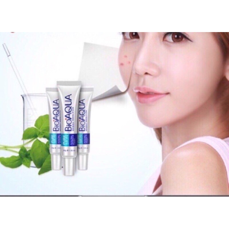 Tuýp kem bôi mụn PURE SKIN CỦA Bioaqua