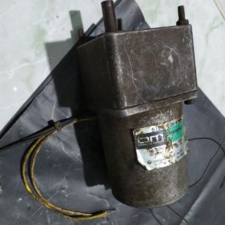 Motor giảm tốc