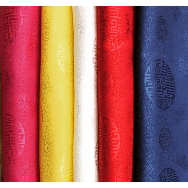 Gấm Satin co giãn nhẹ. Thọ chìm