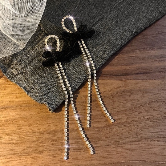 Khuyên Tai Lủng Lẳng Màu Đen Đơn Giản Thời Trang Phong Cách Hàn Quốc Cho Nữ ~ 2023