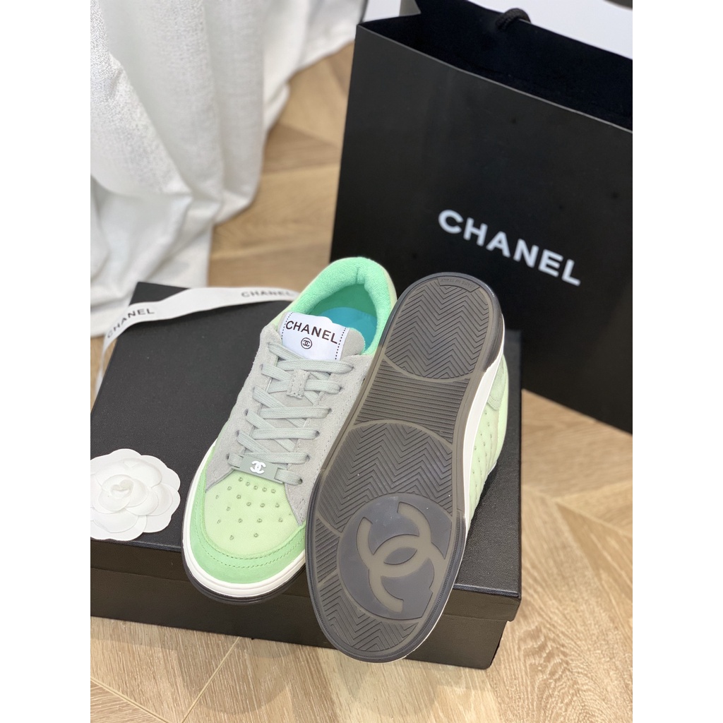 Giày sneaker nữ da thật thời trang cao cấp 𝘾𝙝𝙖𝙣𝙚𝙡 𝘾𝙝𝙖𝙣n𝙚𝙡 CN thiết kế da lộn, phong cách cá tính