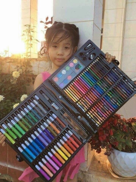 Bộ Sáp Màu 150 Chi Tiết Cho Bé🎨🎨🎨