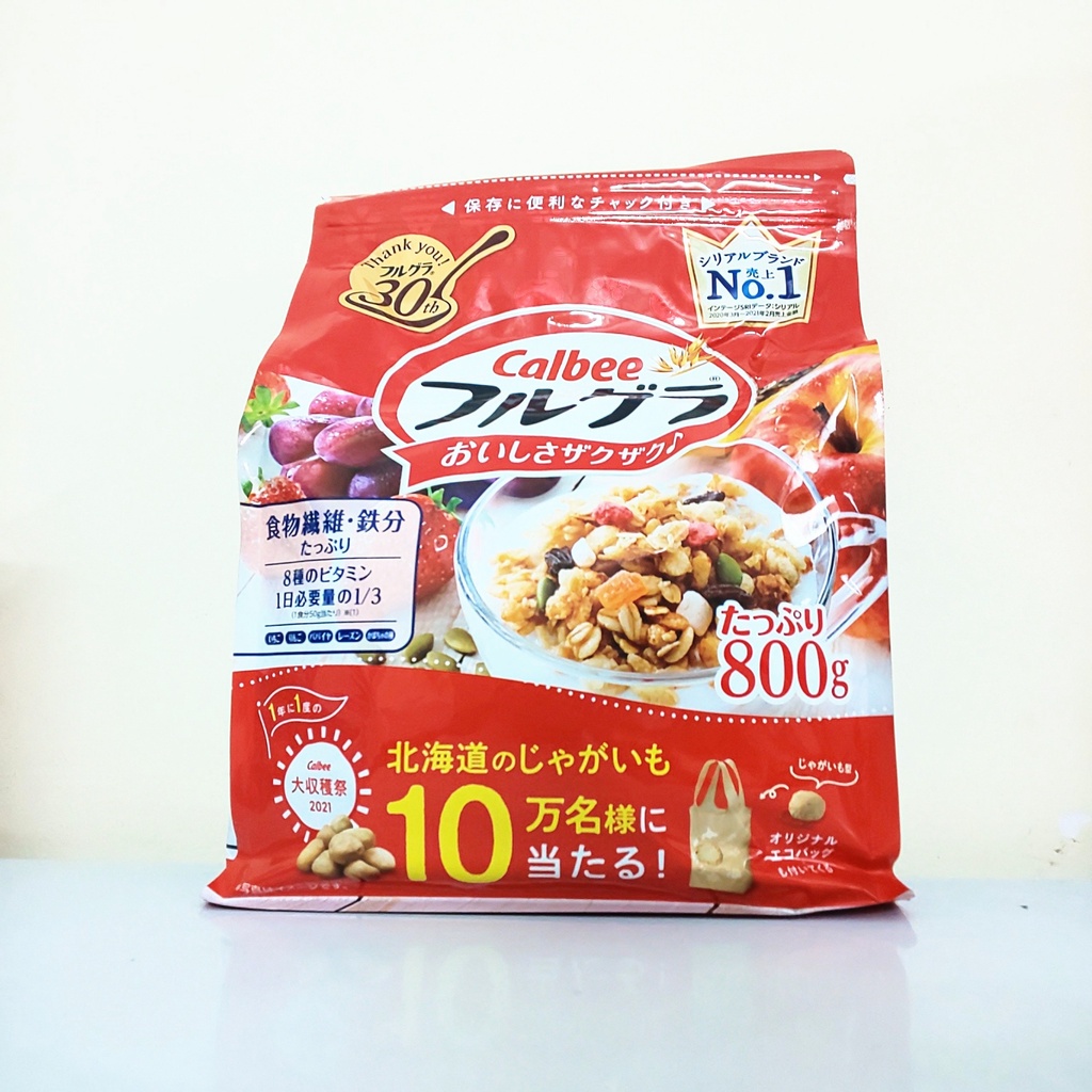 Ngũ cốc trái cây, hoa quả sấy khô 8 vị ngon tuyệt - Calbee Nhật Bản đỏ