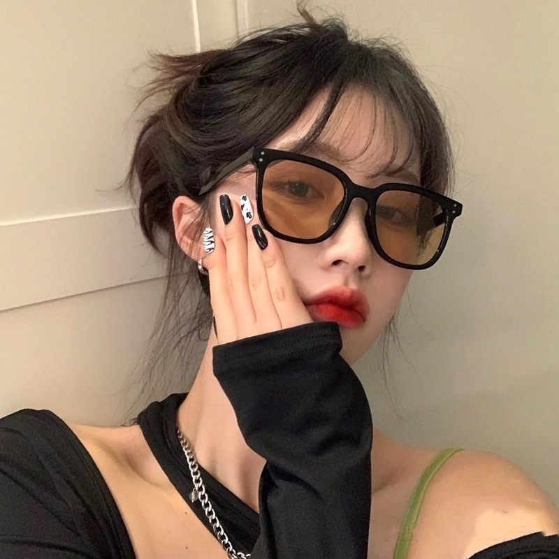 (KIQI-FASHION) COD Kính Mát Gọng Vuông Chống Tia Uv400 Thời Trang Cho Nam Nữ