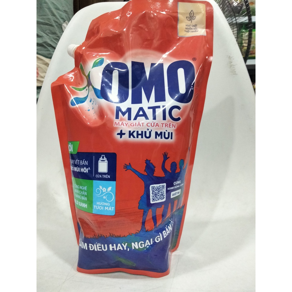 Nước giặt Omo Matic máy giặt cửa trên, túi 2.2KG/2.1L