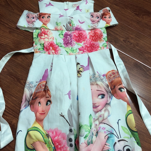 Đầm cho bé gái