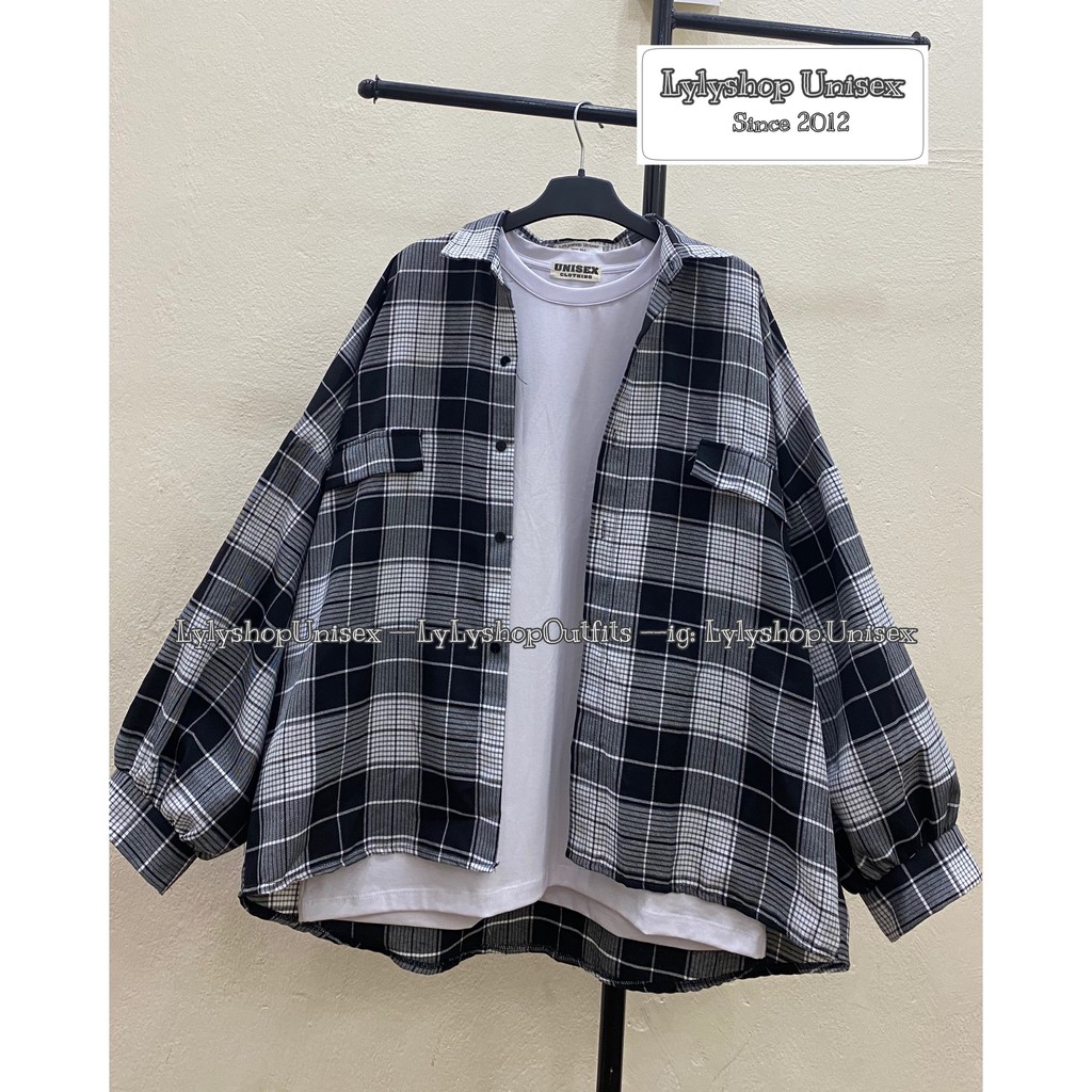 Áo sơ mi nữ kẻ caro Lylyshop, áo sơ mi nữ form rộng tay phồng freesize phong cách unisex - ullzang - sơ mi kẻ đen trắng | BigBuy360 - bigbuy360.vn
