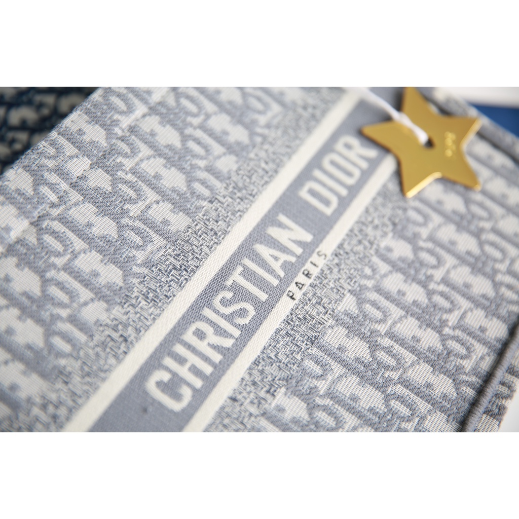 Túi Tote Dio Book Tote Size 26 Chữ Xám 2022 Có Hộp Hàng Sẵn Hình Thật Shop Chụp