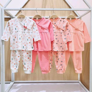 Bộ chữ A cổ tim, raglan Lullaby cho bé