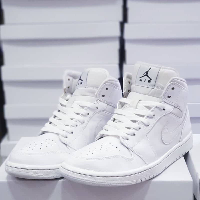 Giày thể thao Air Jordan 1 mid full trắng real 2hand | BigBuy360 - bigbuy360.vn