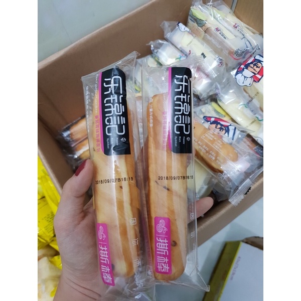 combo 5 cái bánh mỳ que ngàn lớp bơ sữa