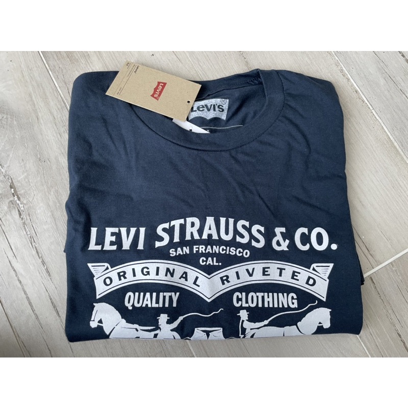 Áo Thun Levi's Nam và Nữ