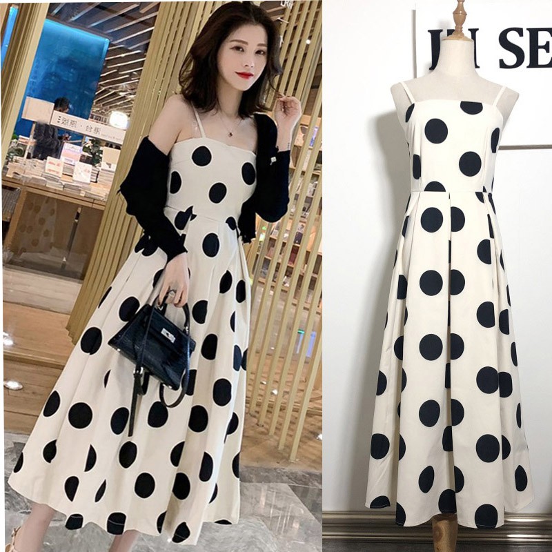 Đầm hai dây họa tiết chấm bi