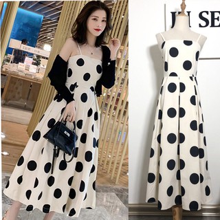 Đầm hai dây họa tiết chấm bi