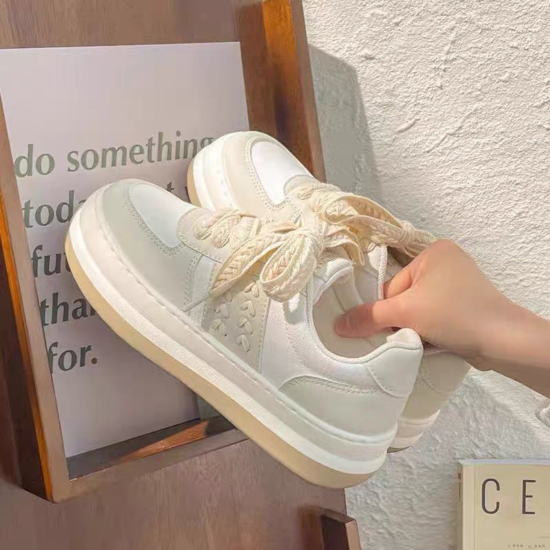 Giày Sneaker nữ DIK độn đến 4cm chất liệu da siêu đẹp phong cách thời trang đi học đi chơi