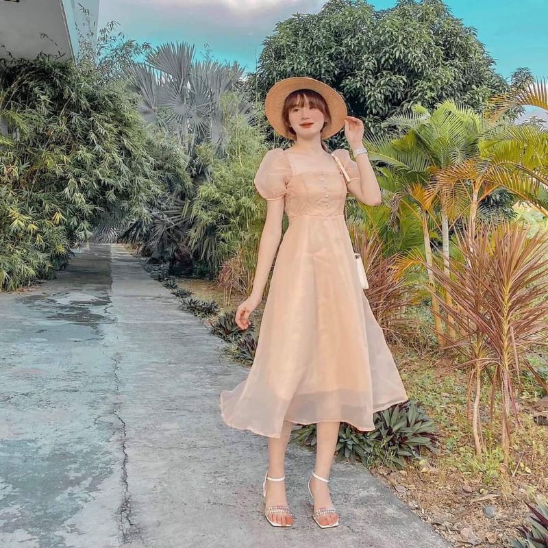 Váy trắng dự tiệc tiểu thư tay phồng cổ vuông | BigBuy360 - bigbuy360.vn