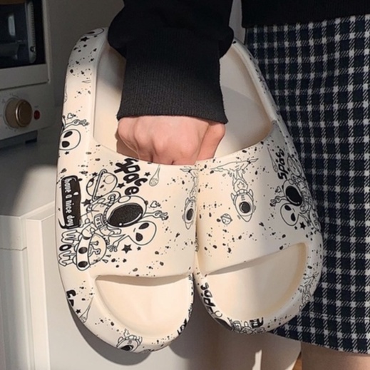 Dép Ulzzang - Dép Quai Ngang Bánh Mì chuẩn hàng quảng châu họa tiết vũ trụ Nam Nữ