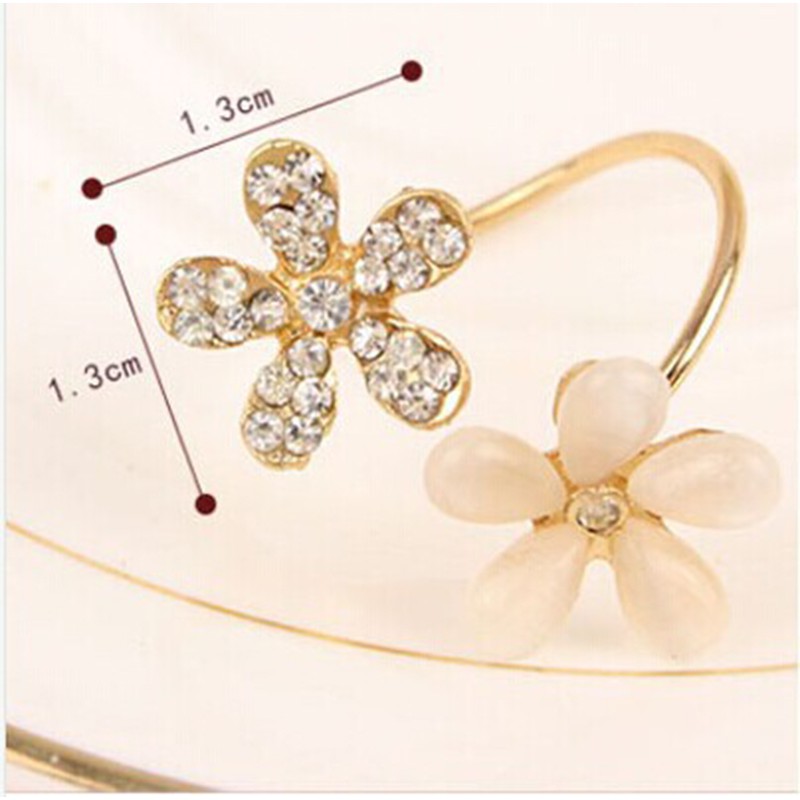 Nhẫn Hình Hoa Cúc Đính Đá Thời Trang Cho Nữ