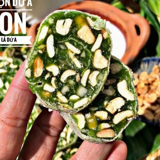 Kẹo chuối lá dứa cuộn dừa non 300g