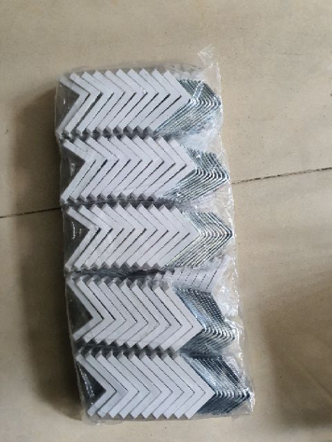 Ke chụp nhựa