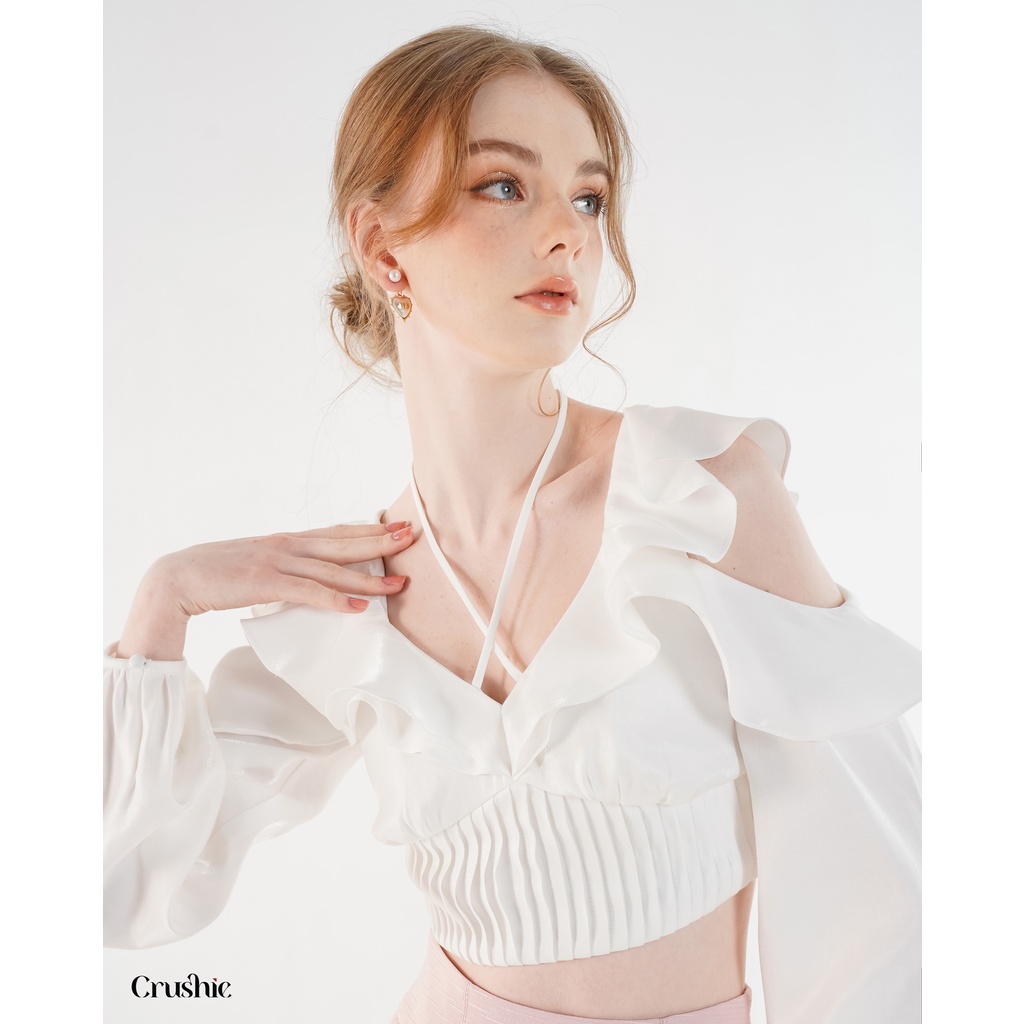 Áo kiểu Crushie dáng croptop tay dài cách điệu Lilly