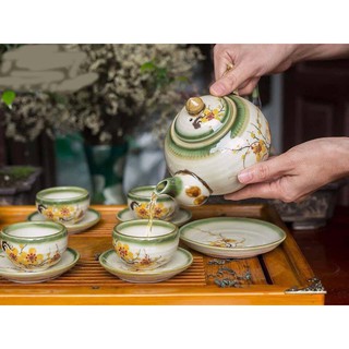 Bộ ấm chén Bát tràng vẽ mai vàng thủ công dung tích ấm trà 620 ml giá NHÀ LÒ