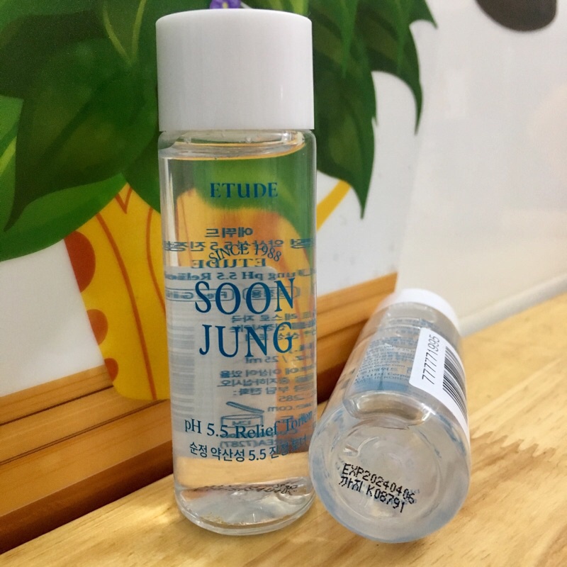 Nước Hoa Hồng Etude House Soon Jung pH 5.5 Relief Toner 25ml