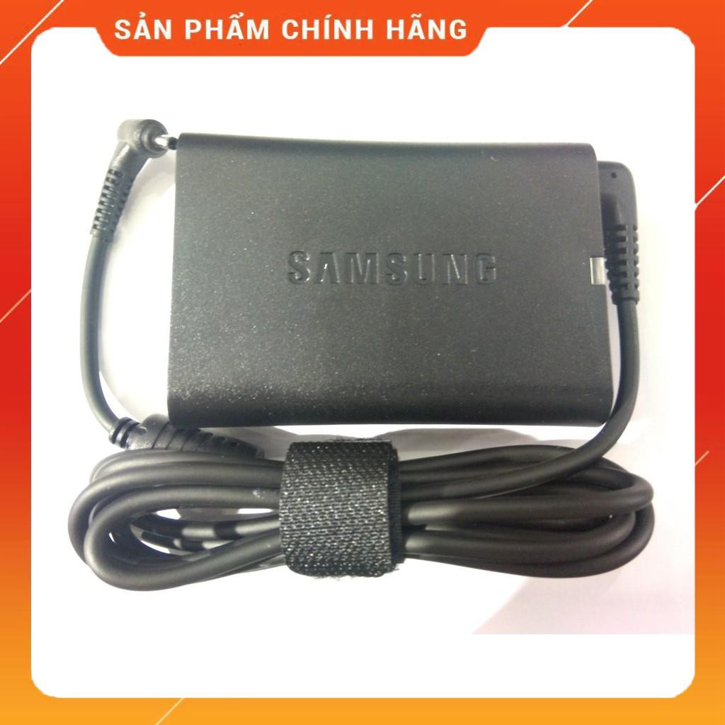 Sạc laptop samsung 19v 2.1a dẹt chân nhỏ dailyphukien