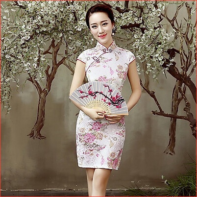 Quạt vải lụa nan tre cầm tay in hình hoa anh đào đẹp xòe gấp xếp nhỏ gọn kiểu cổ trang Trung Quốc Nhật Bản múa văn nghệ