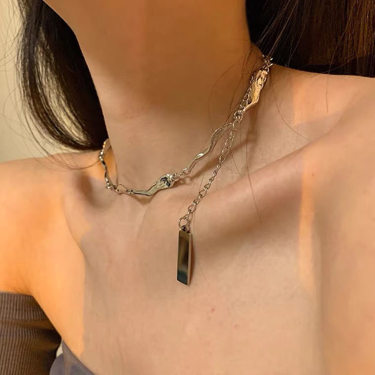 Vòng cổ Kim Loại Dáng Dài Thiết Kế Độc Đáo