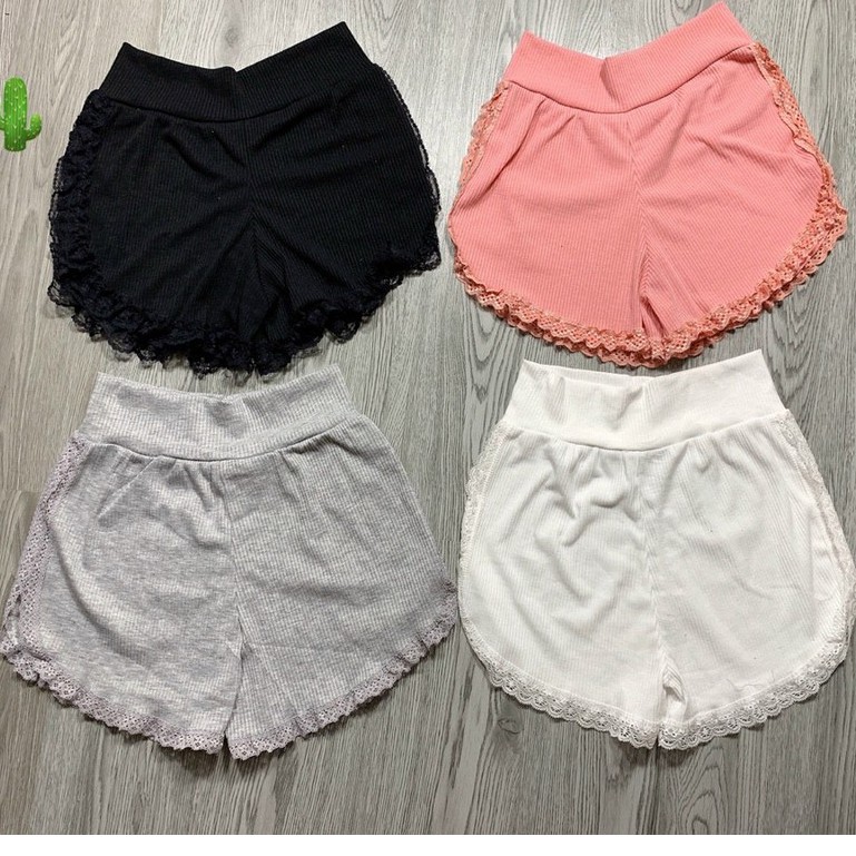 Quần Đùi Thun Lưng Cao Viền Phối Ren
