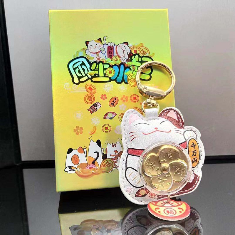 Móc khóa mèo thần tài mạ vàng hot trend 2022 hoa vàng xoay tròn thu hút tài lộc kèm hộp quà làm quà tặng bạn bè-TH05