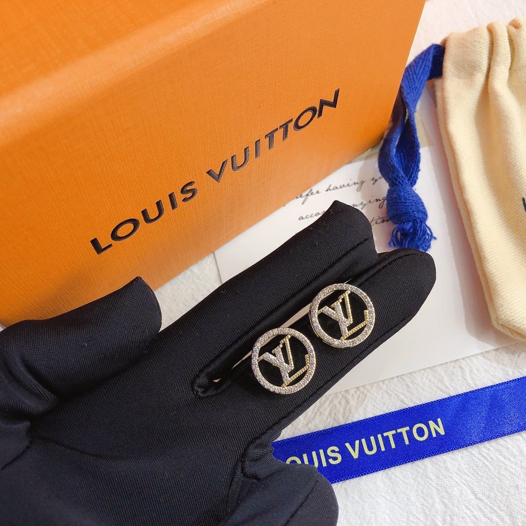LOUIS VUITTON Khuyên Tai Tròn Bằng Thép Titan In Logo LV Thời Trang