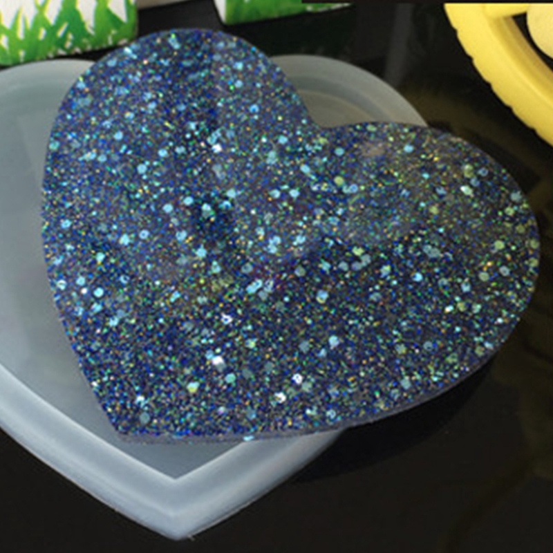 Khuôn silicon hình trái tim làm trang sức nhựa resin DIY