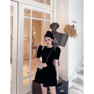 ĐẦM NHUNG CUT OUT VAI TRƠN