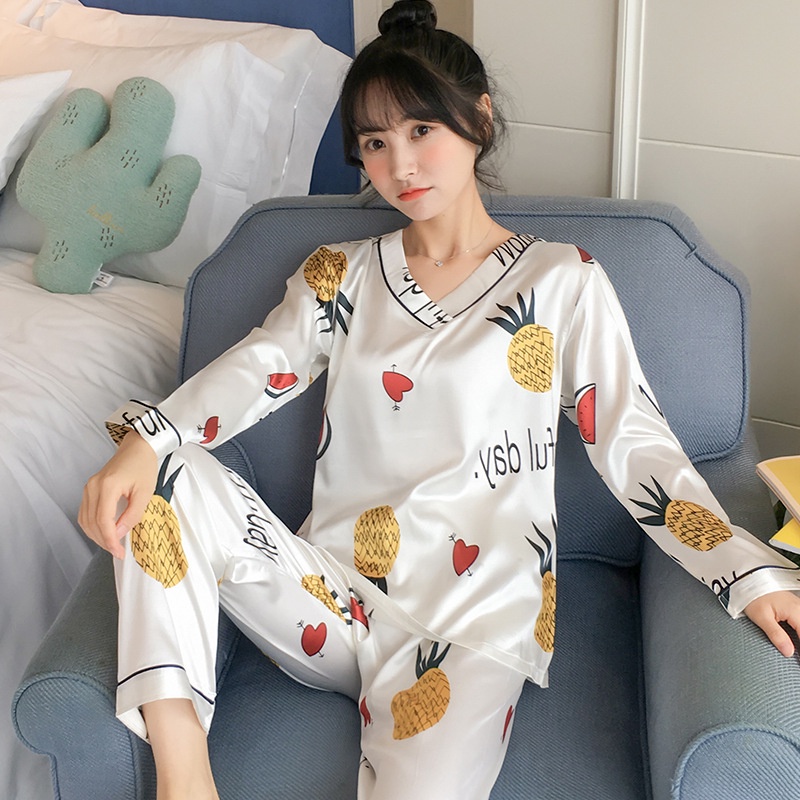 Bộ đồ ngủ đồ nữ dài tay,pijama chất lụa mềm mịn hoạt hình C31 | BigBuy360 - bigbuy360.vn