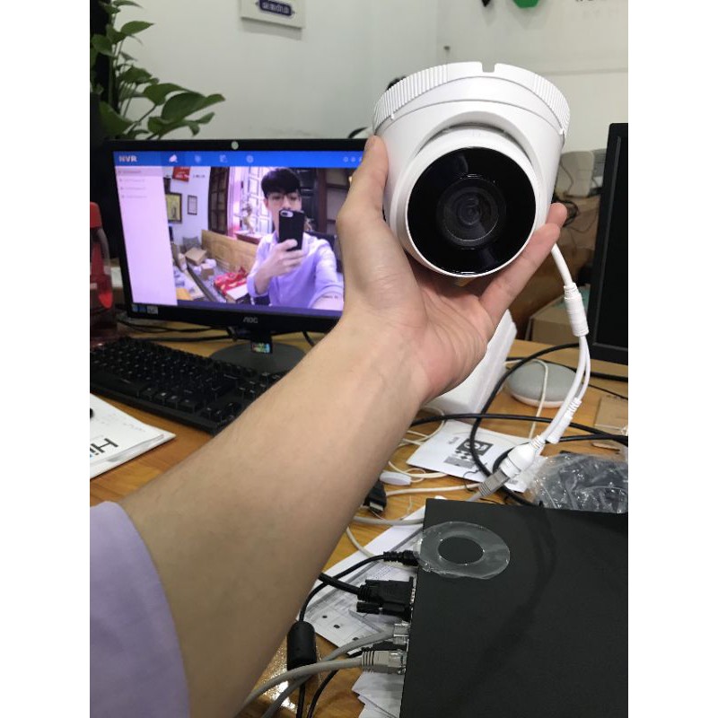 Bộ KIT camera IP POE HILOOK IK-4042TH-MH/P - Bao gồm 1 đầu thu 4 cổng POE và 4 camera Dome Poe - Hàng chính hãng