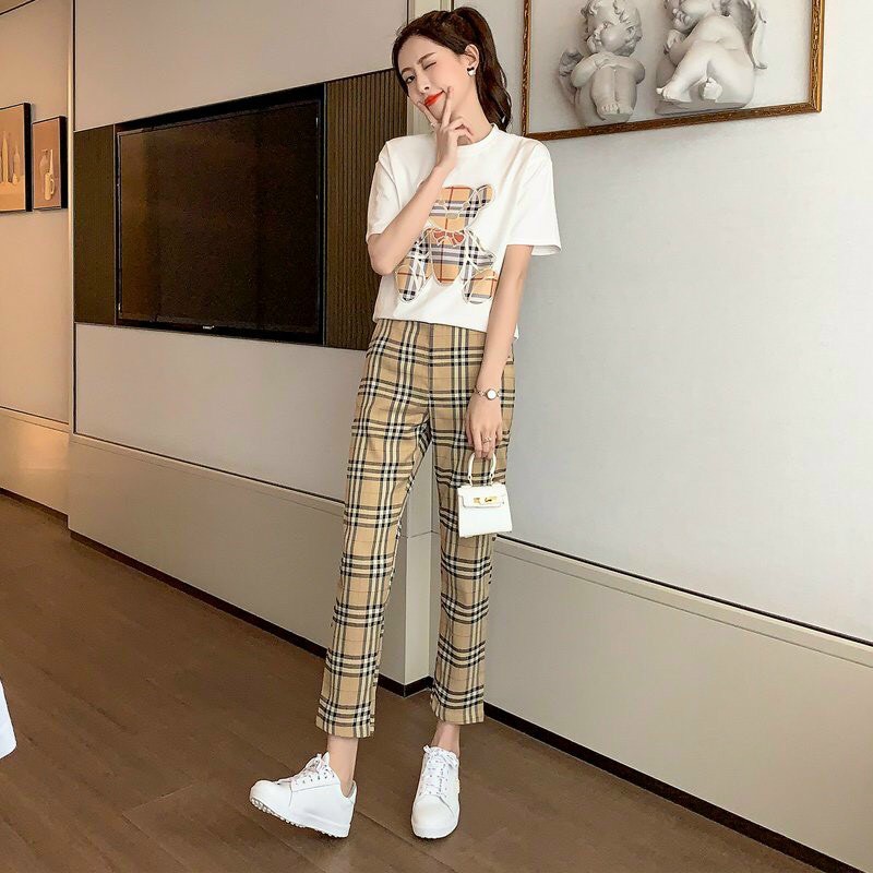 Bộ Thun Cao Cấp  Áo Thun Gấu Tay Cộc Và Quần Họa Tiết Caro Sọc, Bộ Thể Thao Năng Động Cá Tính-Size: M-L-XL-2XL