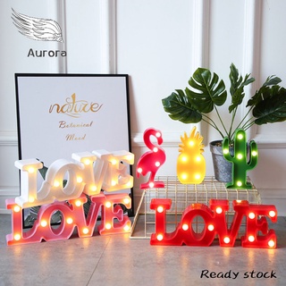 Đèn led trang trí để bàn hình chữ love