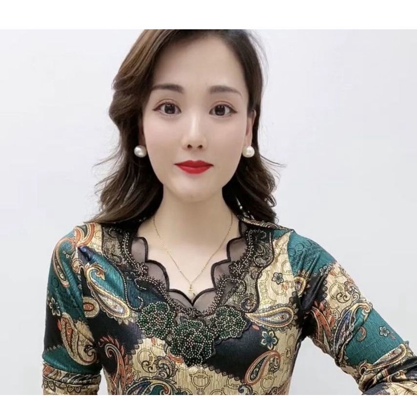 Áo thun tay dài phối ren phong cách Tây Âu ôm dáng thanh lịch dành cho phụ nữ trung niên