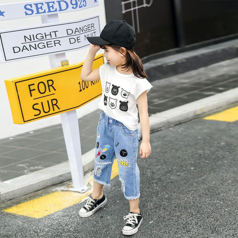 Quần jean rách in hoạt hình phong cách Hàn Quốc cho bé gái